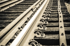 167A2595-E-WM-Medium